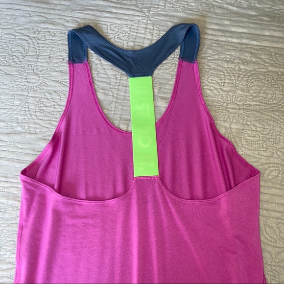 Women’s Nike Dri-Fit Tank Top - Picture 5 of 5